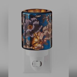 Scentsy Midnight Floral Mini Plug-In Night Light